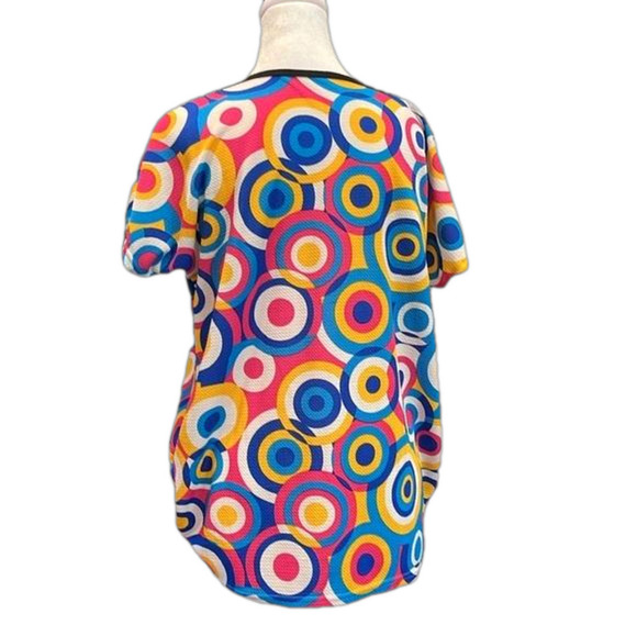 1960’s bold circle print short sleeve top with runching bottom part of side hem. - Picture 2 of 3